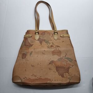 LeGallerie Collectionn Tote Shoulder Bag Large World Map Genuine Leather Trim